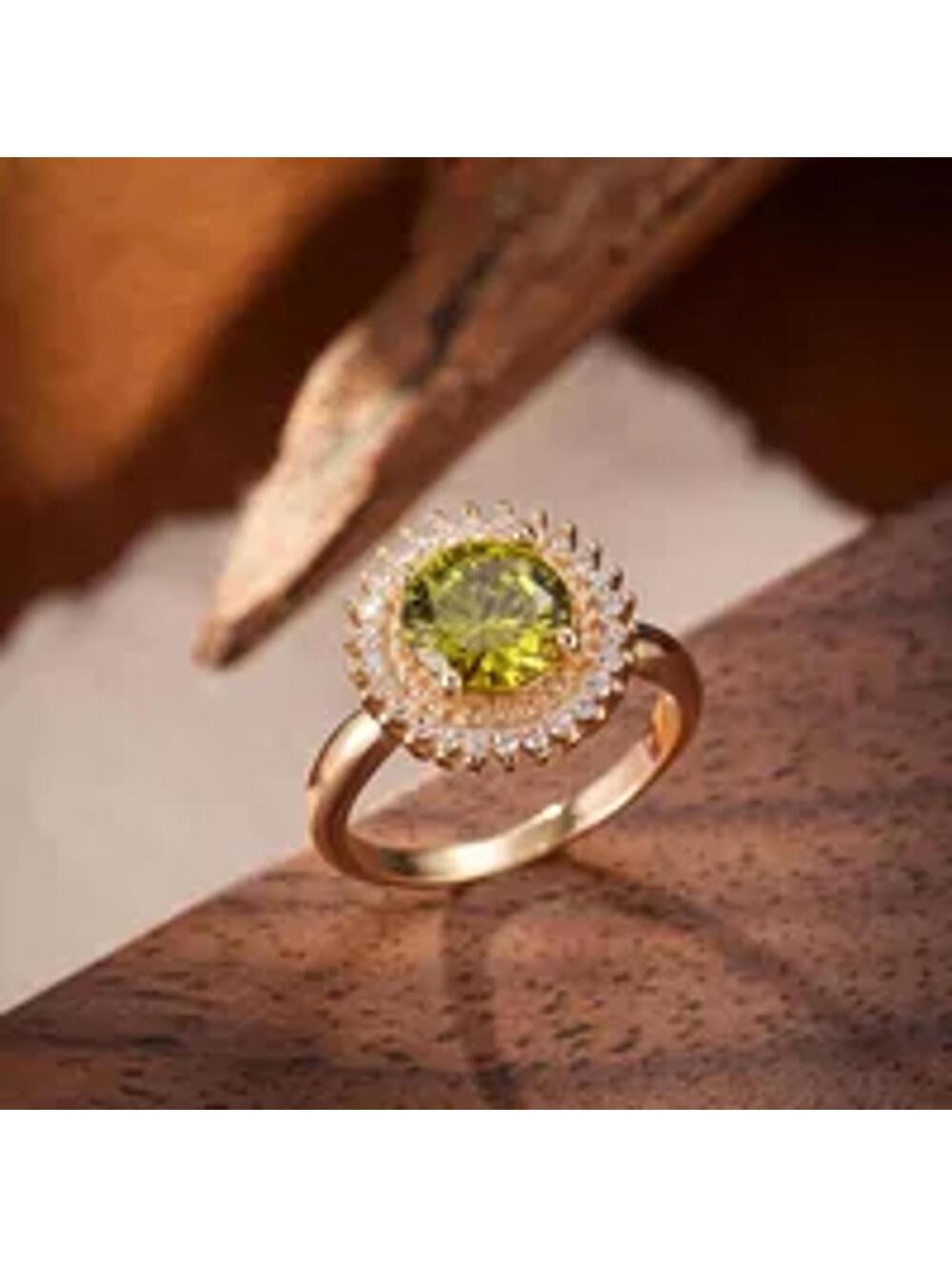 Olive green circle halo - Ring - Gold - CZs - Size 9